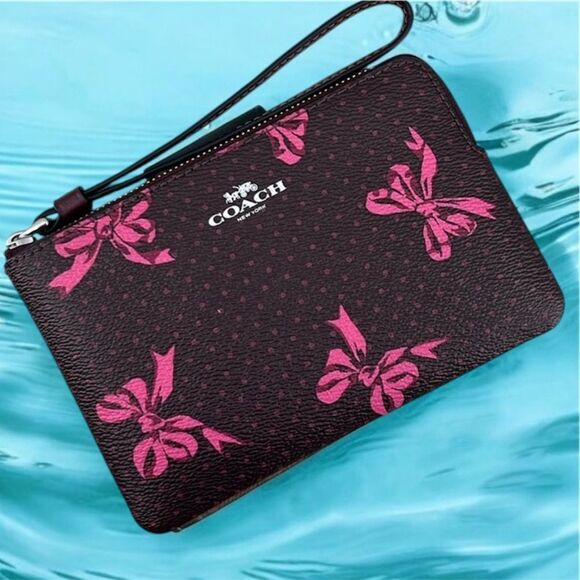 Coach Corner Zip Wristlet In Signature Canvas With Bow Print Bag Wallet Purse - Picture 1 of 7